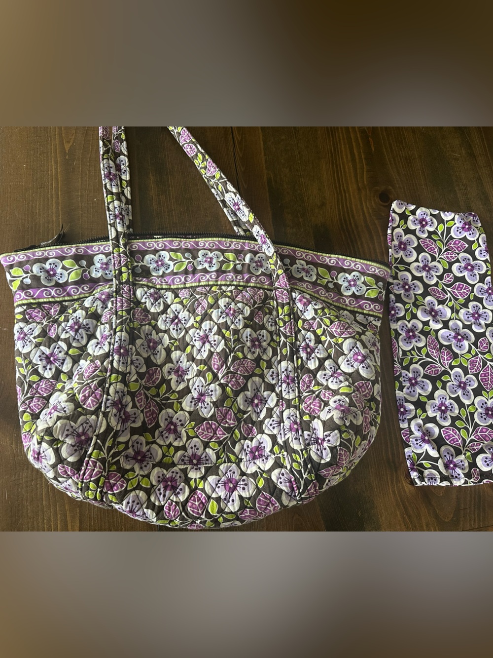 Vera Bradley Plum Petal Retired Large Quilted Tote w/ Matching Pouch - Picture 3 of 9